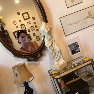 Welcome to my closet ☺️👋🏼💗👗👡👜👒